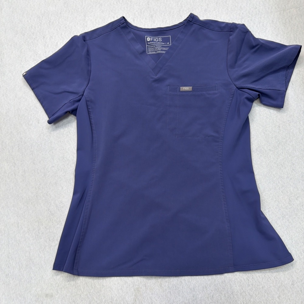 Figs Catarina Deep Reef 1-Pocket Short Sleeve Classic Fit Women Scrub Top Med